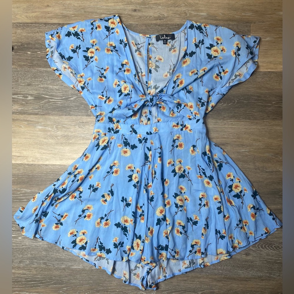 Lulus Tie-Front Short Sleeve Romper